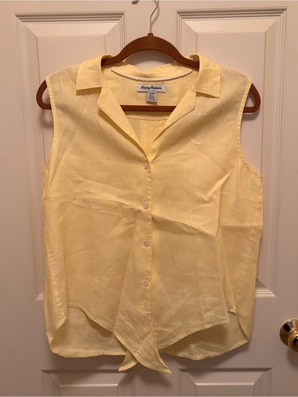 Tommy Bahama Pale Yellow Sleeveless Button-Front Linen Shirt